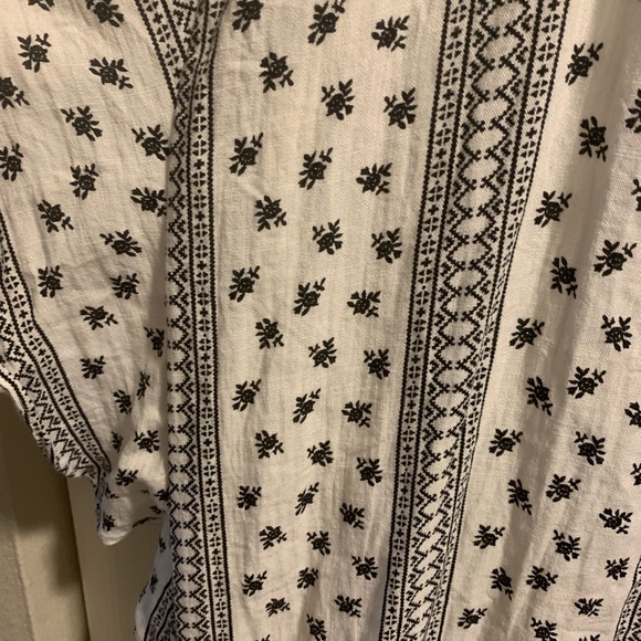 Never Been Worn LIRA MIDI Dress - Picture 3 of 3